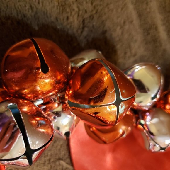 Jingle Bell Christmas Door Wreath Red Pink Silver Bells 12" x 12" - Picture 7 of 7